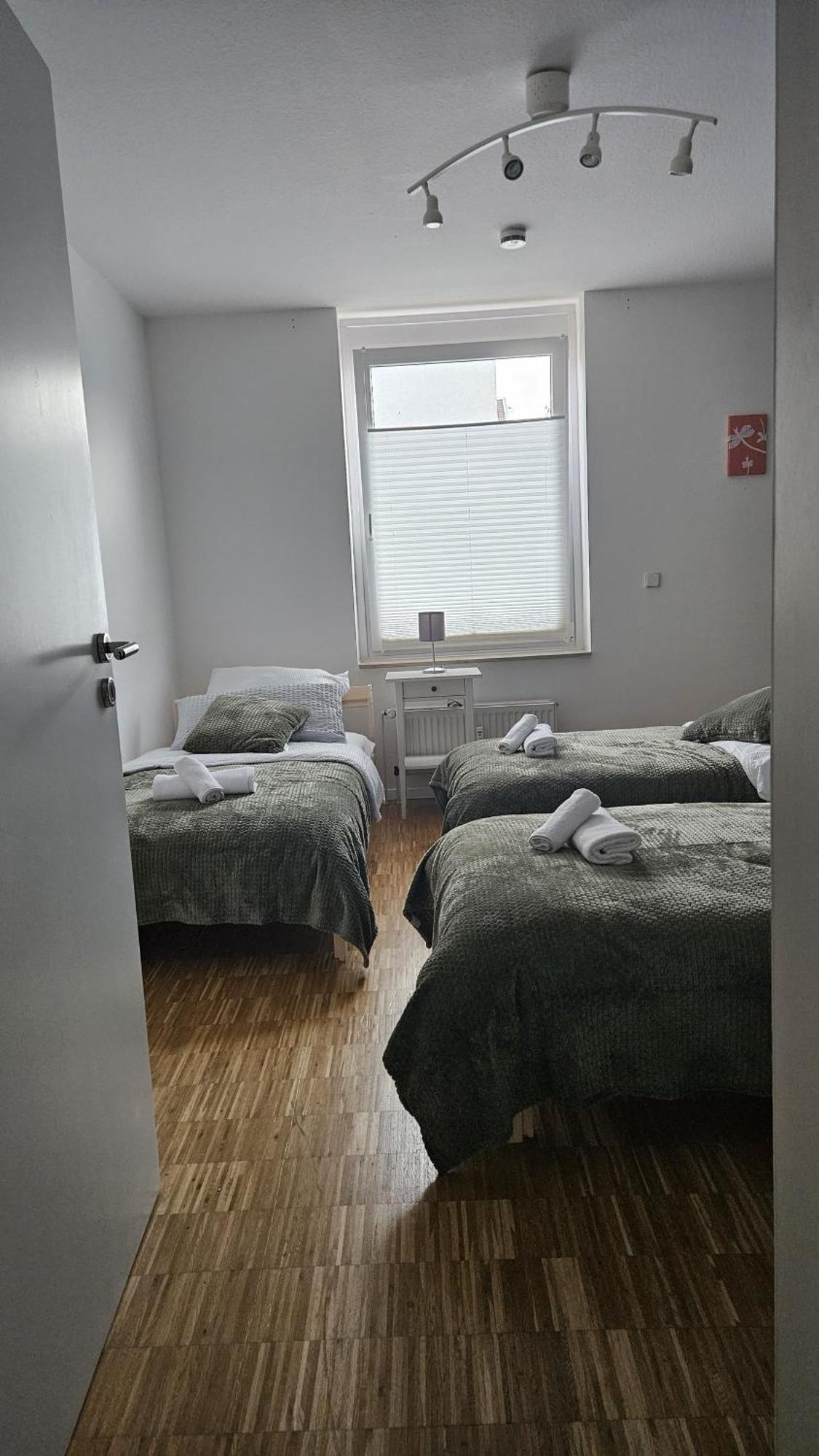80 M2 Moderne Und Zentrale Wohnung In Hannover Mit Eigenem Parkplatz 外观 照片